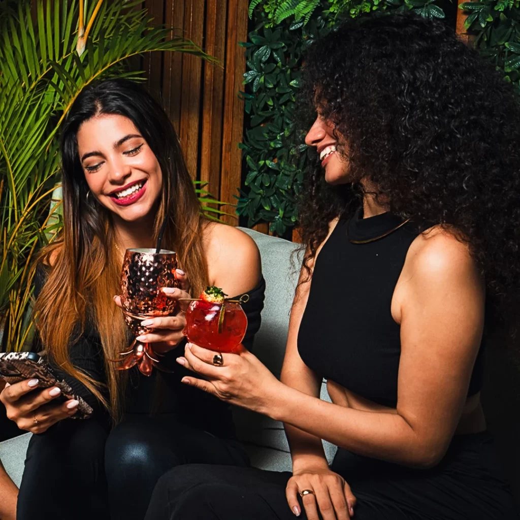 liria-tarapoto-bar-lounge